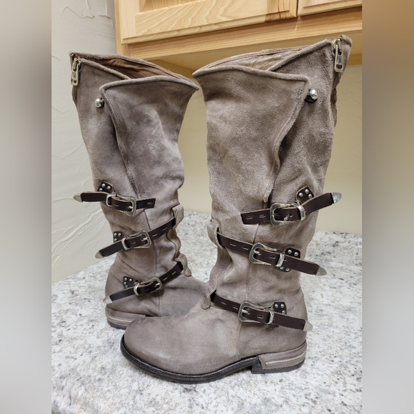 SORRY, THIS ITEM IS SOLD!